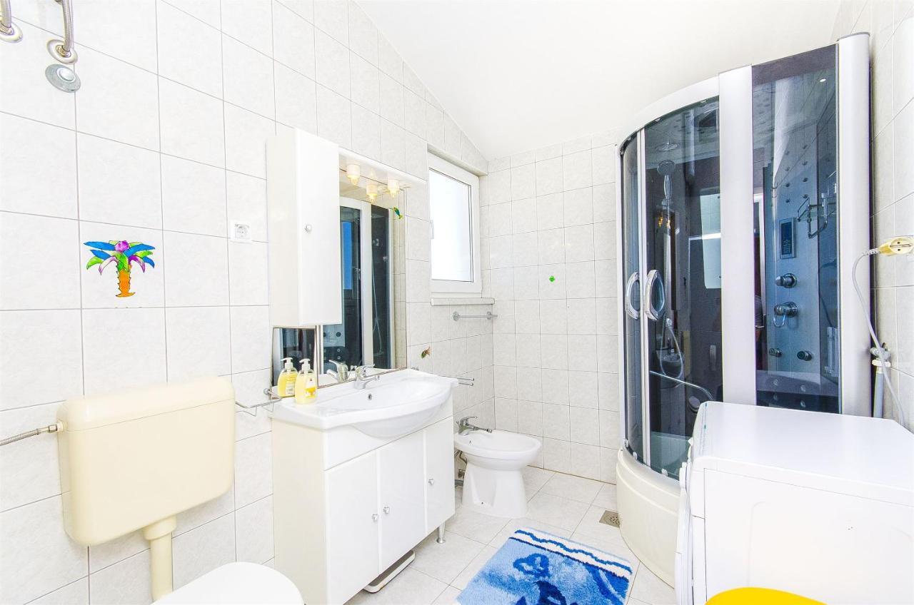 Apartments Kazimir Necujam Luaran gambar