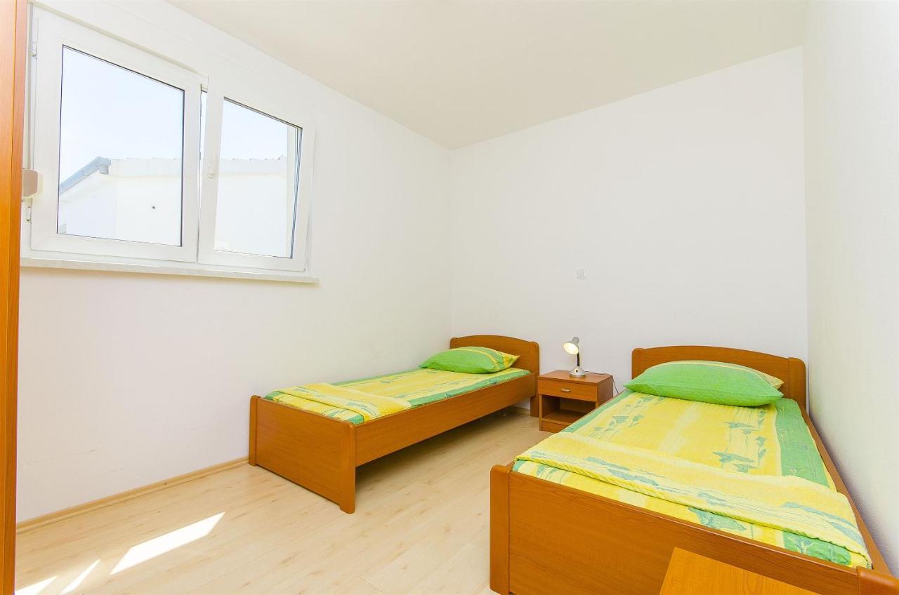 Apartments Kazimir Necujam Luaran gambar