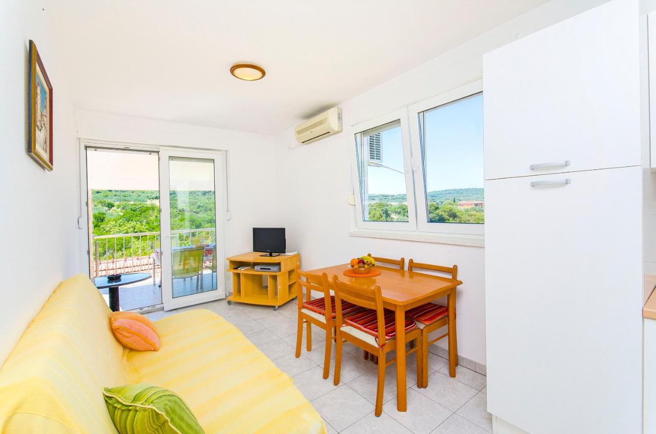Apartments Kazimir Necujam Luaran gambar