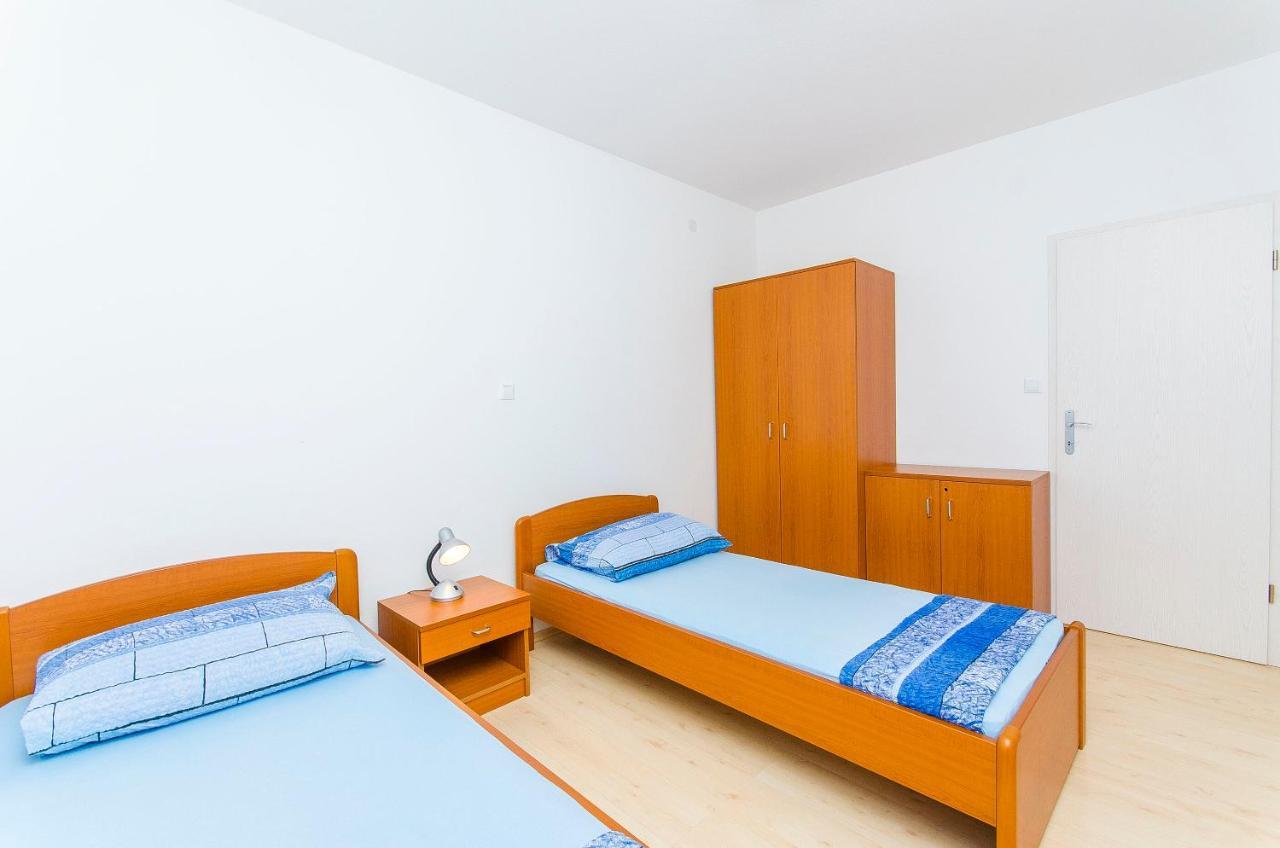 Apartments Kazimir Necujam Luaran gambar